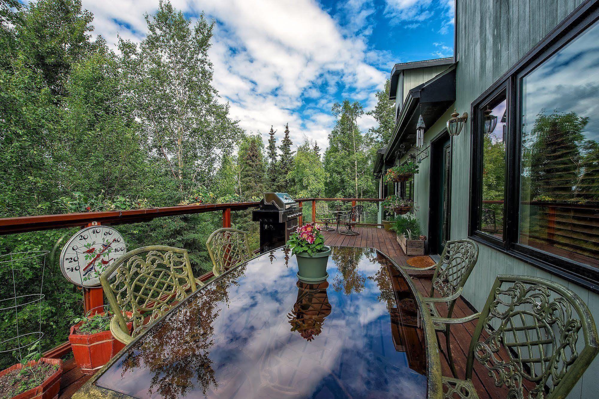Alaska House Of Jade Bed And Breakfast Anchorage Exteriör bild